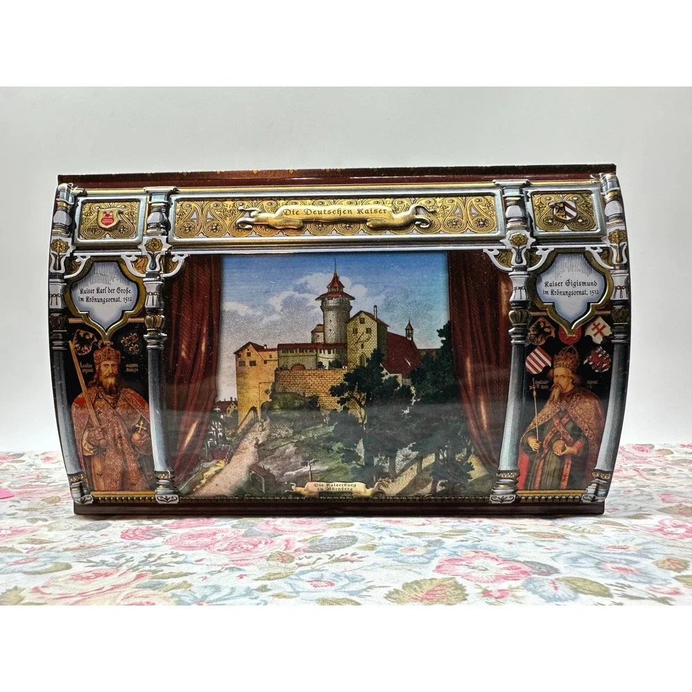 Lebkuchen-Schmidt German Emperors Kaiserburg Nuremberg Large Collectible Tin